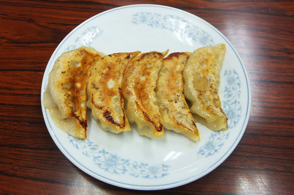 「焼き餃子」@中華料理 飛龍の写真