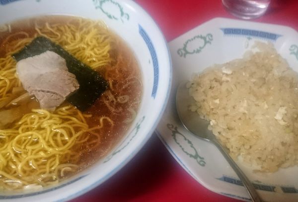 「半チャンラーメン」@伊峡の写真