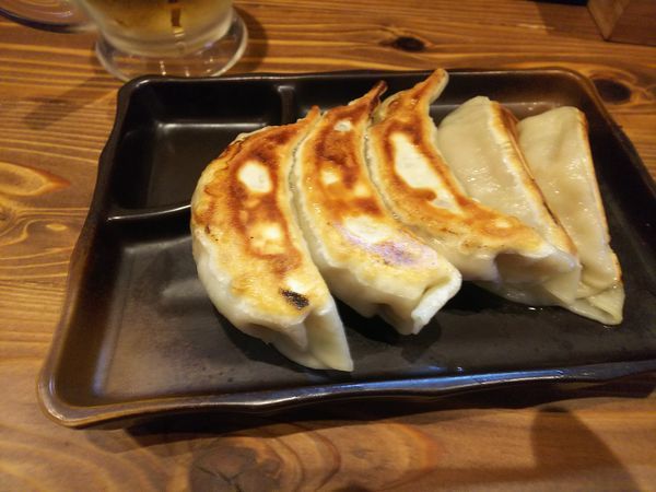 「餃子」@らーめん五葉 上福岡西口駅前店の写真