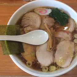 焼豚ワンタン麺1,080円+大盛180円