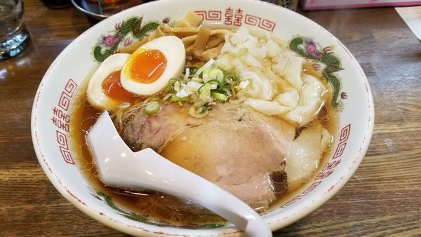 「味玉ワンタン中華　醤油」@らあめん 寸八 総本店の写真