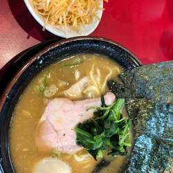 ラーメン中盛+味玉+辛ネギ