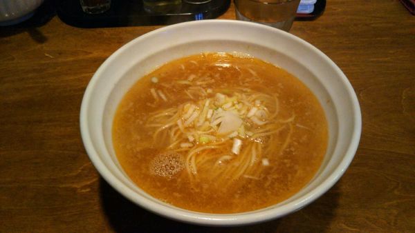 「（平日限定）素ラーメン塩エビ風味」@はりけんラーメンの写真