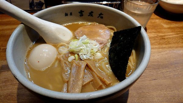 「味玉ラーメン」@麺屋吉左右の写真