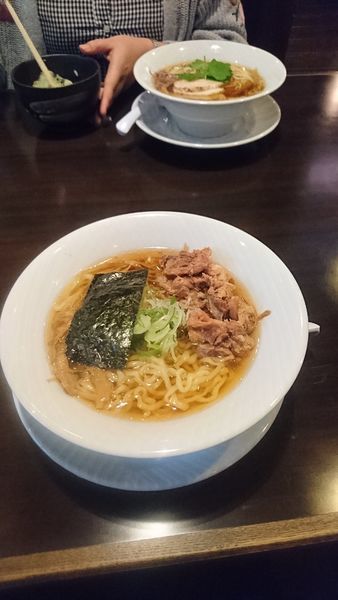 「鶏そば、トリュフ薫る醤油そば」@鶏そば遊喜の写真