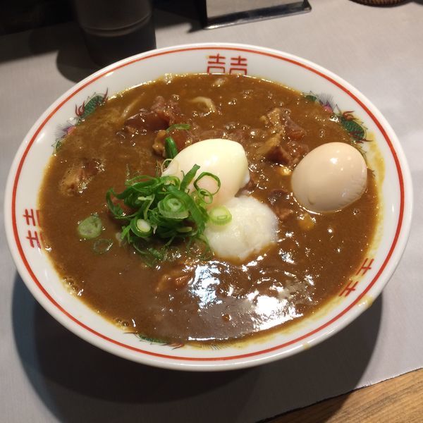 「牛すじカレーラーメン 期間限定」@中華蕎麦 瑞山（ZUIZAN）の写真