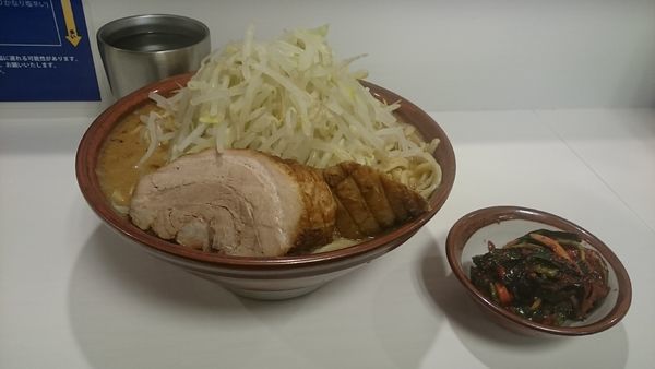 「味噌ラーメン・大・ニラキムチ　￥１０５０」@ハイパーファットンの写真