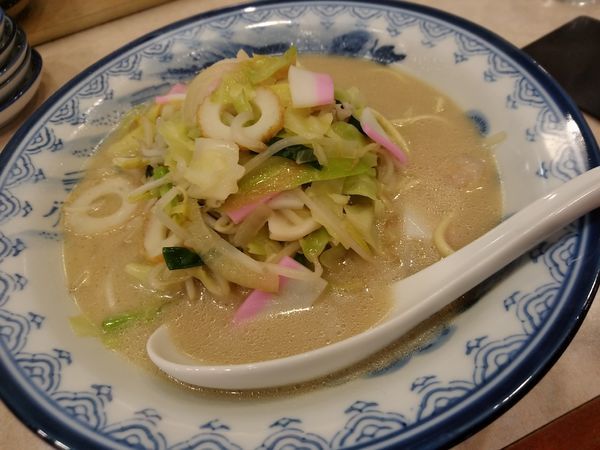 「長崎ちゃんぽん(並盛・220g)1,030円」@牡丹の写真