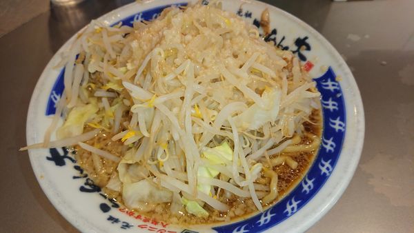 「ラーメン (野菜多め あぶら多め)」@らーめん大 蕨店の写真