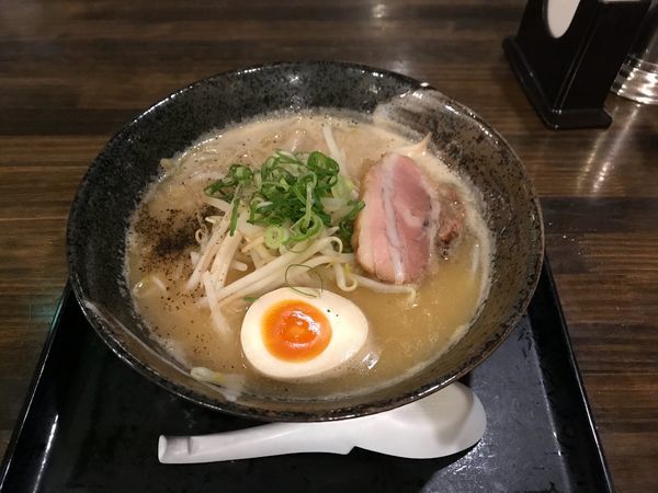 「甘辛豚骨ラーメン 920円」@拉麺  登の写真