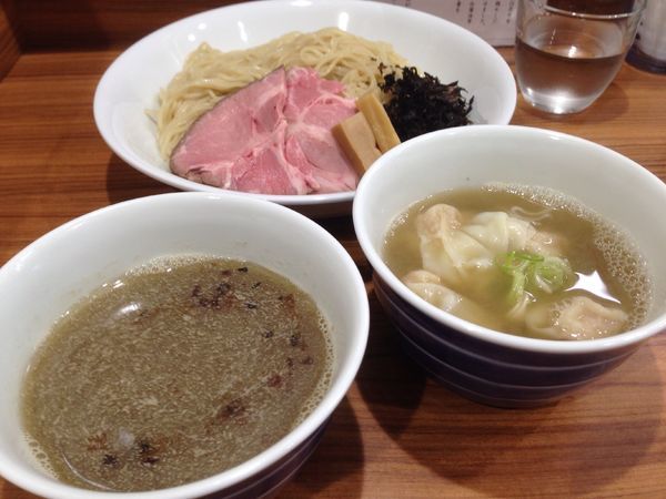 「ワンタンつけそば」@中華そば 西川の写真