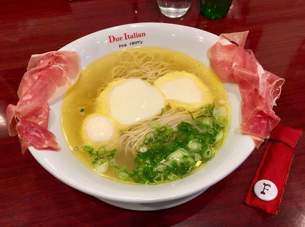 「生ハムフロマージュ」@黄金の塩らぁ麺 due Italian 市ヶ谷店の写真