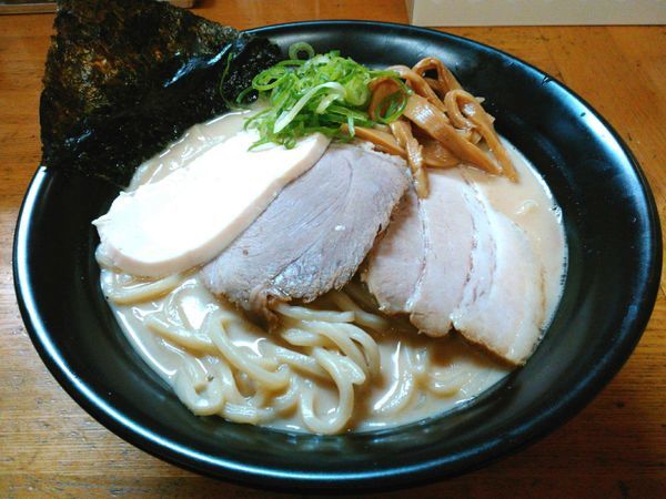 「【限定】猪鹿鶏らーめん ￥850」@麺屋信玄の写真