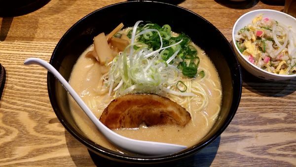 「味噌ラーメン 大盛り」@博多 龍ノ髭の写真