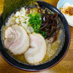 背脂煮干ラーメン＋赤丸