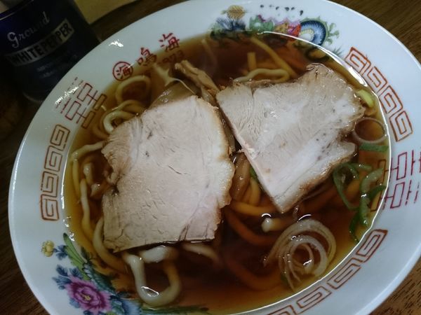 「中 700円」@丸海鳴海中華そば店の写真