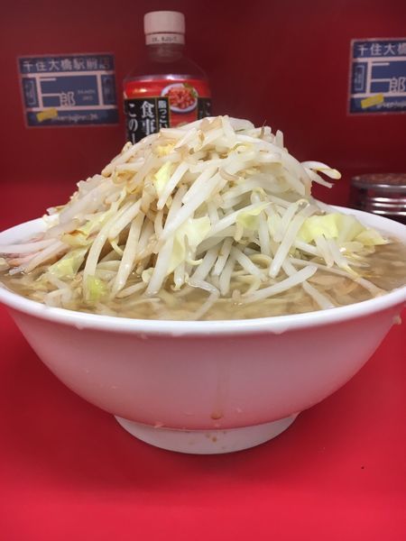 「小ラーメン ヤサイ➕ニンニク➕カラメ」@ラーメン二郎 千住大橋駅前店の写真
