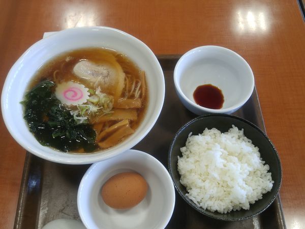 「醤油ラーメン＋玉子かけご飯セット　600円」@麺八 アピタ高崎店の写真