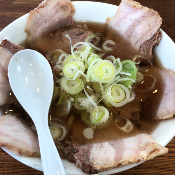 「チャーシューメン（醤油）880円」@らーめん榎穏の写真
