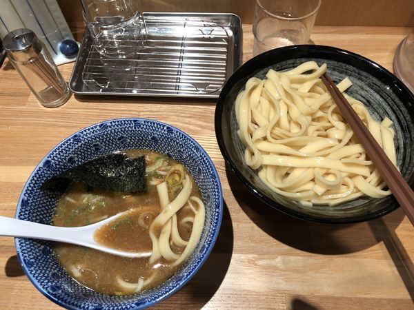 「つけ麺 平打ち麺」@つけ麺 はま紅葉の写真