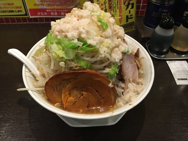 「みちるめん 中盛 野菜増し 脂増し」@みちる屋 北越谷店の写真