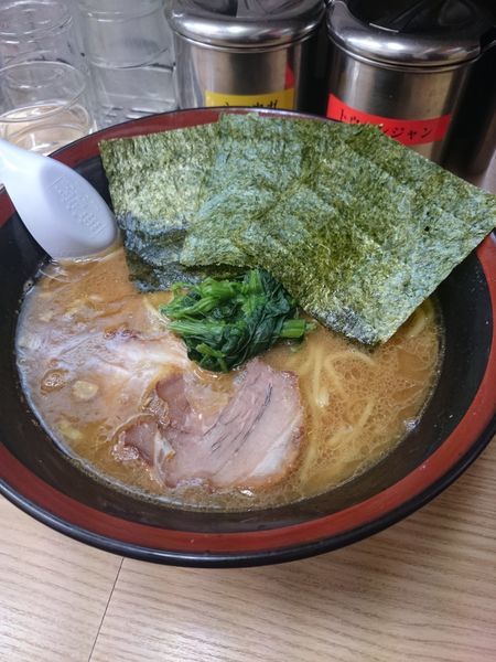 「ラーメン　500円」@せい家 笹塚店の写真