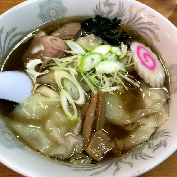 「ワンタンメン　580円」@王蘭食堂の写真