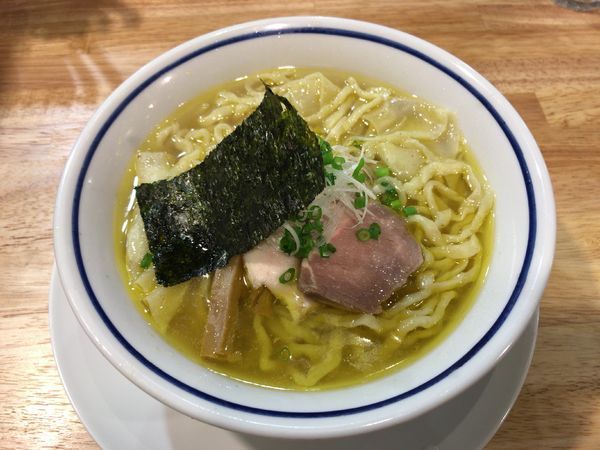 「ワンタン中華そば　塩」@手打式超多加水麺 ののくらの写真