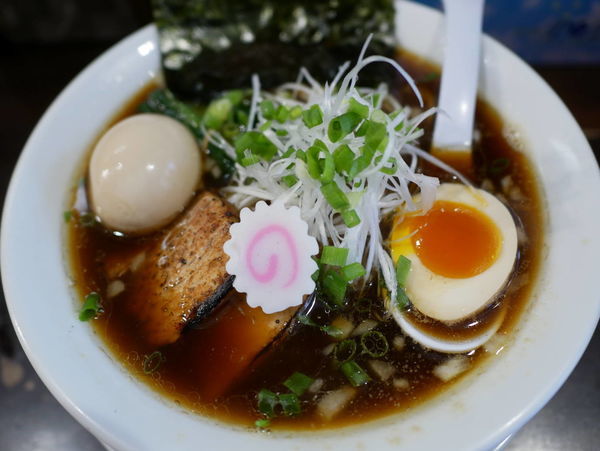 「中華そば 極み＋サービス味玉」@銀座 朧月 目黒処の写真