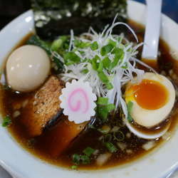 中華そば 極み＋サービス味玉