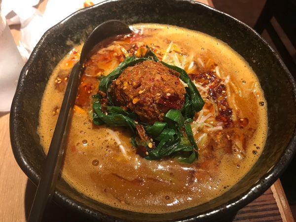 「辛いどろ味噌麺大盛 980円」@味噌が一番 中野サンモール店の写真