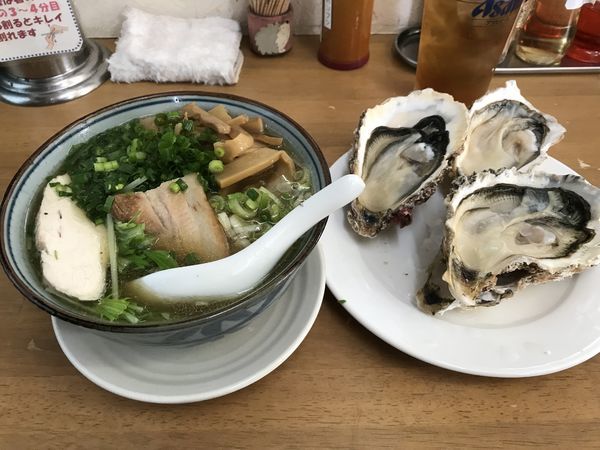 「師走の一杯 活殻牡蠣 塩の陣C」@MENYA 食い味の道有楽の写真