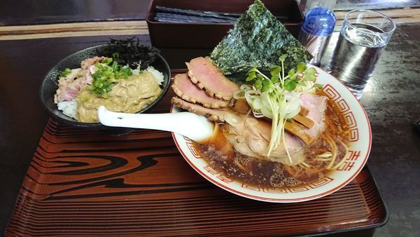 「中華そばと牡蠣ぺ飯」@と多゛食堂の写真