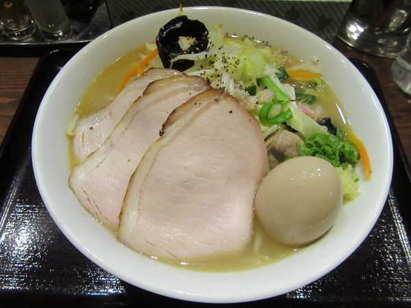 「タンメン（８００円）＋チャーシュー＋味玉」@中華そば 飯村製作所の写真