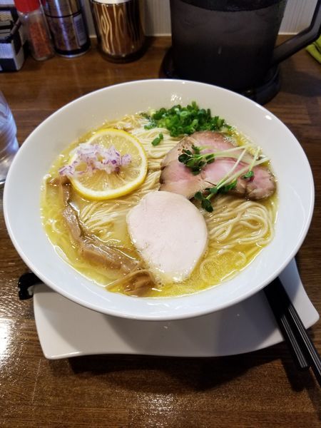 「限定　鳥白湯」@麺.SUZUKiの写真