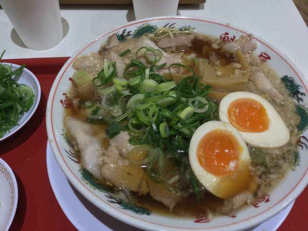 「特製醤油 肉玉(並) ¥950(税抜)」@ラーメン魁力屋 イオンモール岡崎店の写真