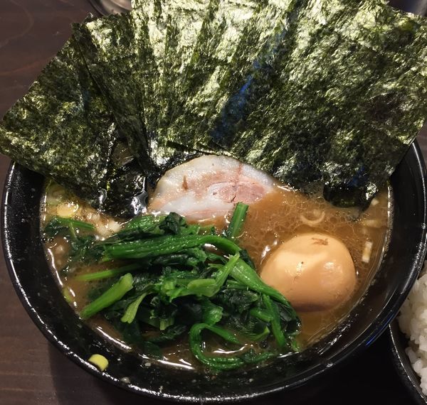 「ラーメン＋海苔＋味玉＋ライス（￥680＋￥100＋￥80）」@家系ラーメン クックらの写真