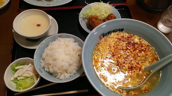 「タンタンメン から揚げセット  杏仁豆腐」@元祖 ニュー タンタンメン本舗 上田住吉の写真
