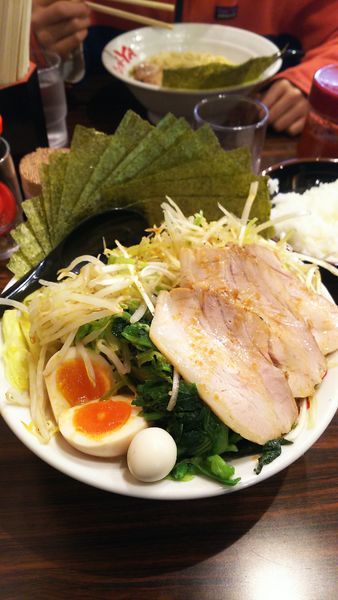 「スタミナMAXライス(醤油)のり増し ライス 半額の日ラスト」@横浜家系ラーメン 吟家 白井店の写真