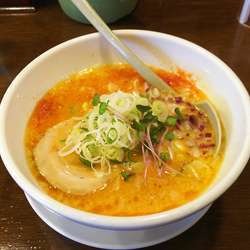 えびとんラーメン