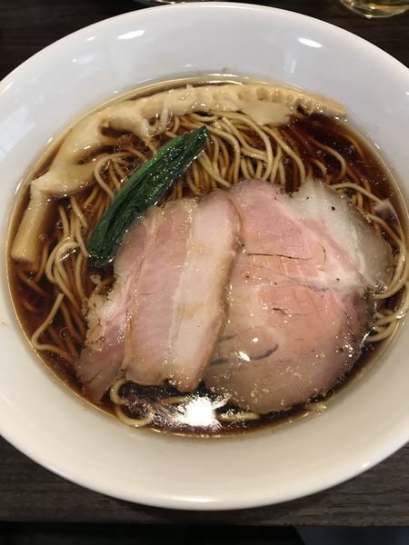 「醤油ラーメン、替え玉」@かしわぎの写真