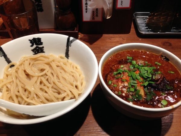 「カラシビつけ麺　￥８８０」@カラシビ味噌らー麺・つけ麺 神田本店の写真