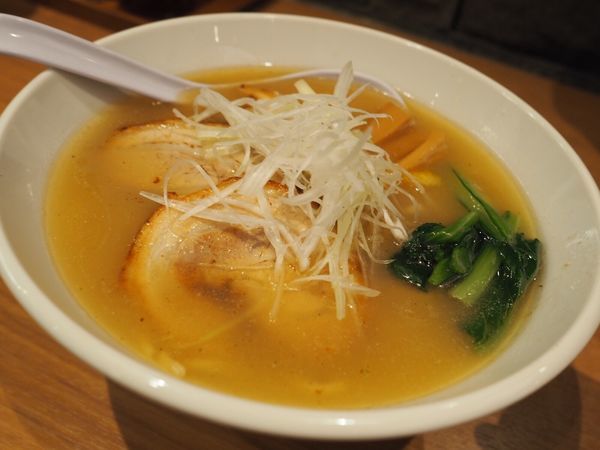 「チャーシュー塩ラーメン」@せたが屋 品川店の写真