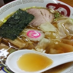 定食・らーめん やおやの画像