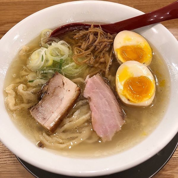 「喜多方らーめん（塩）」@麺や 七彩 八丁堀店の写真