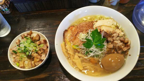 「塩中華そば 味たま&チャーシュー丼」@中華そば こむぎの写真