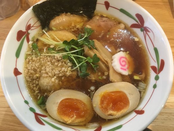 「特製醤油らーめん980円（濃口、細麺）」@らーめん天神下 大喜の写真