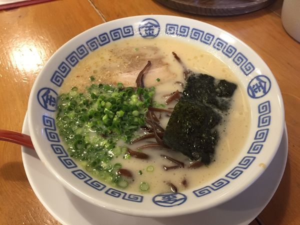 「まるきんラーメン」@博多まるきんラーメン 中延店の写真
