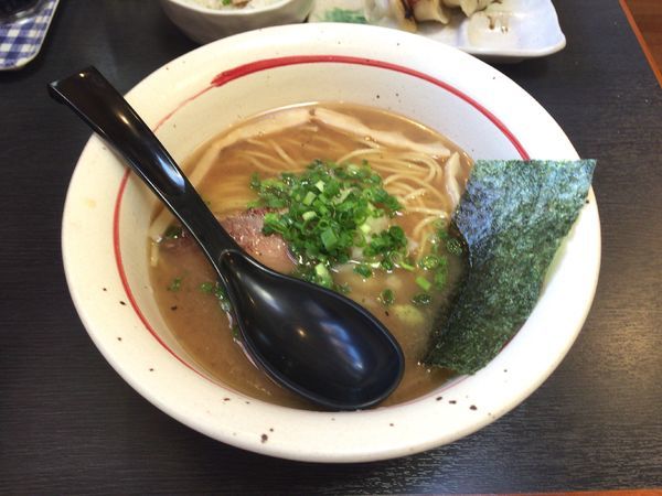 「らー麺」@麺や うしおの写真