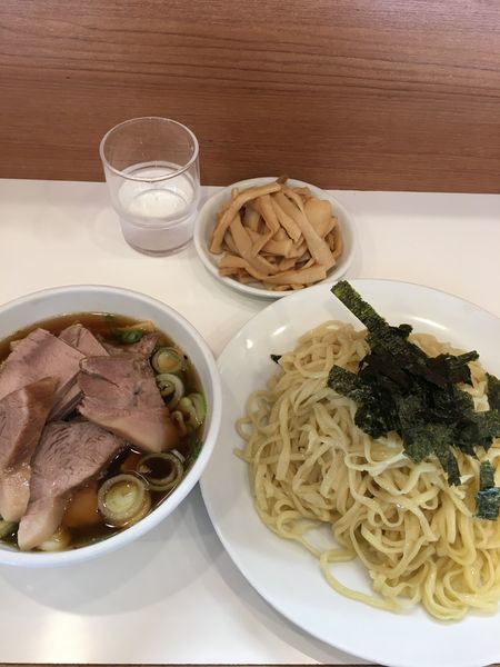 「ハーフチャーシューざる」@らぁめん ほりうち 本店の写真